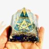 piramide orgon con tetragrammaton