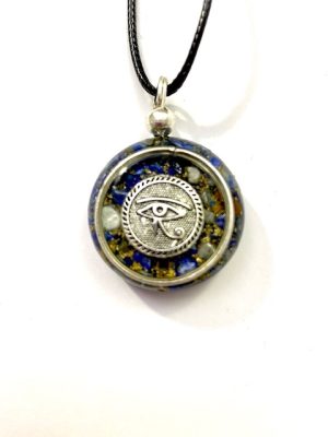 colgante de orgon con ojo de horus