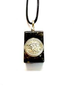 colgante de orgon con ojo de horus