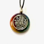colgante de orgonita con tetragrammaton