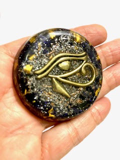 orgon con ojo de horus