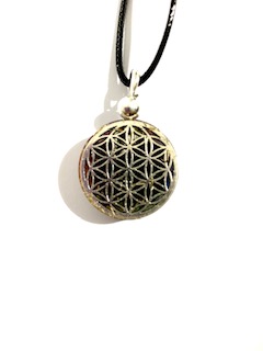 colgante de orgon con flor de la vida